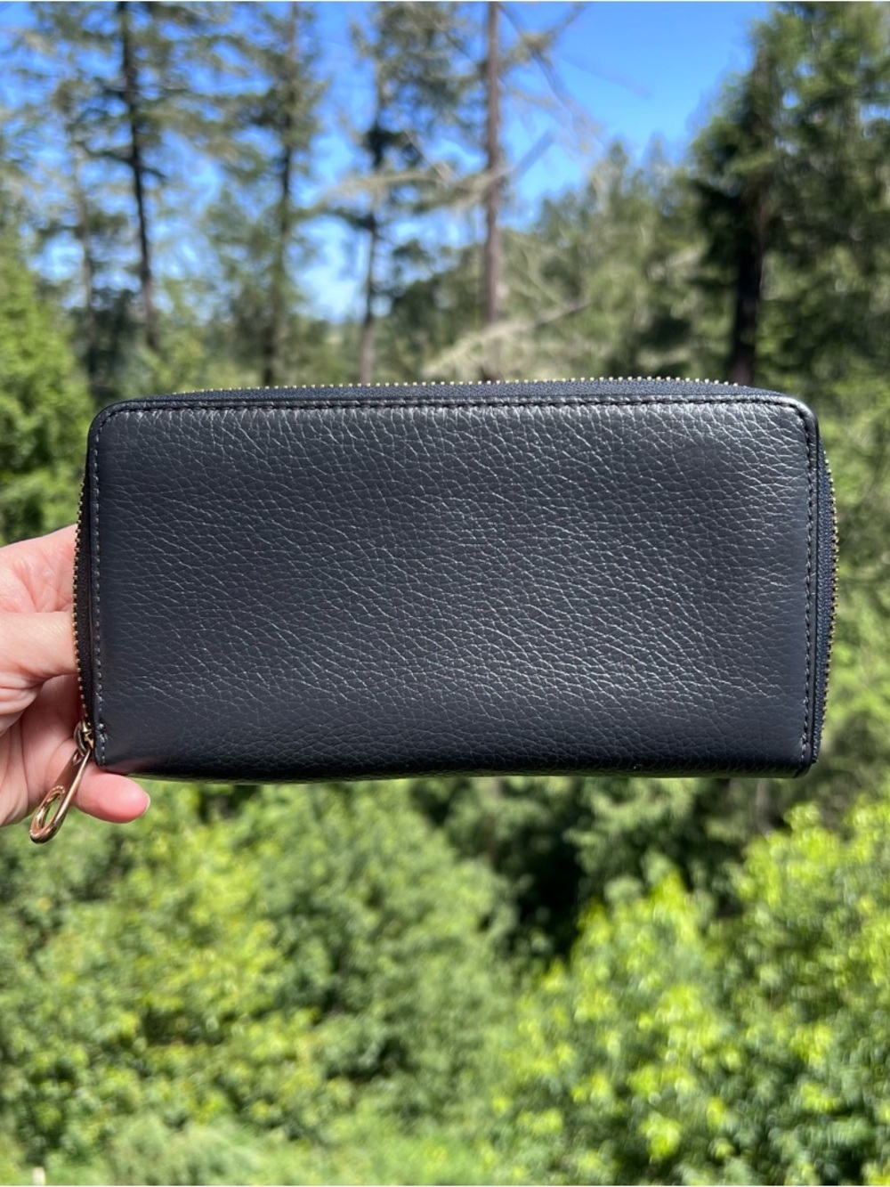 COACH Long Zip-Around Wallet Navy Pebble Leather w Gold Hardware AUTHENTIC - Picture 5 of 14